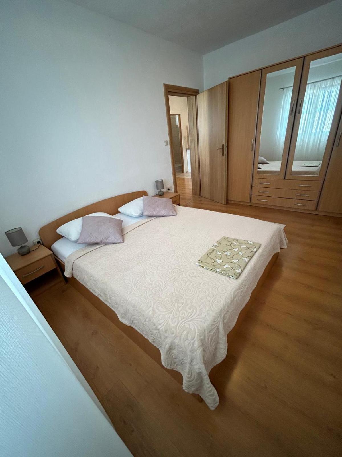 Apartmani Grgic Trogir Luaran gambar